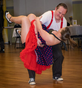 Showeinlage Rock'n'Roll des 1. FCF beim Benefizball 2023